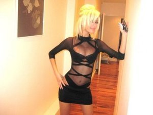 Vera, 24