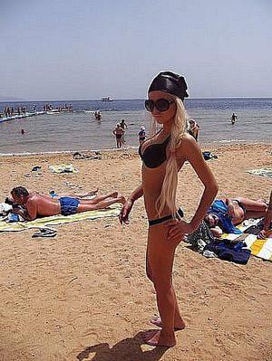 Elin, 22
