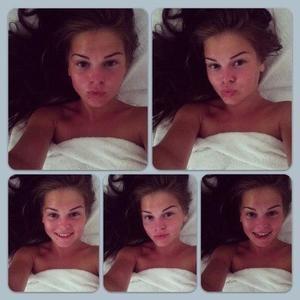 Elin, 43