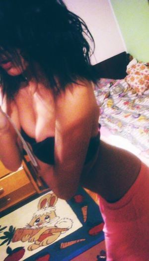 Agnes, 38