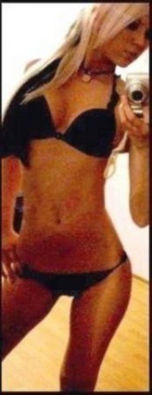 Sara, 49