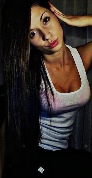 Alice, 25