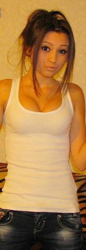 Ingrid, 47