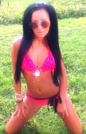 Tove, 24