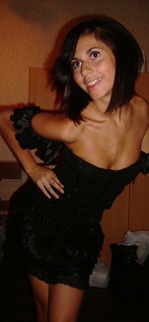 Ellen, 35