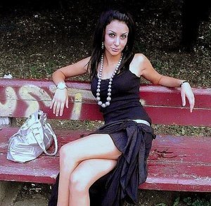 Josefin, 32