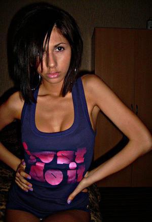 Alice, 33