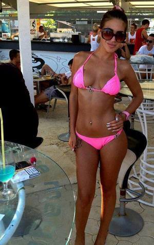 Maja, 32